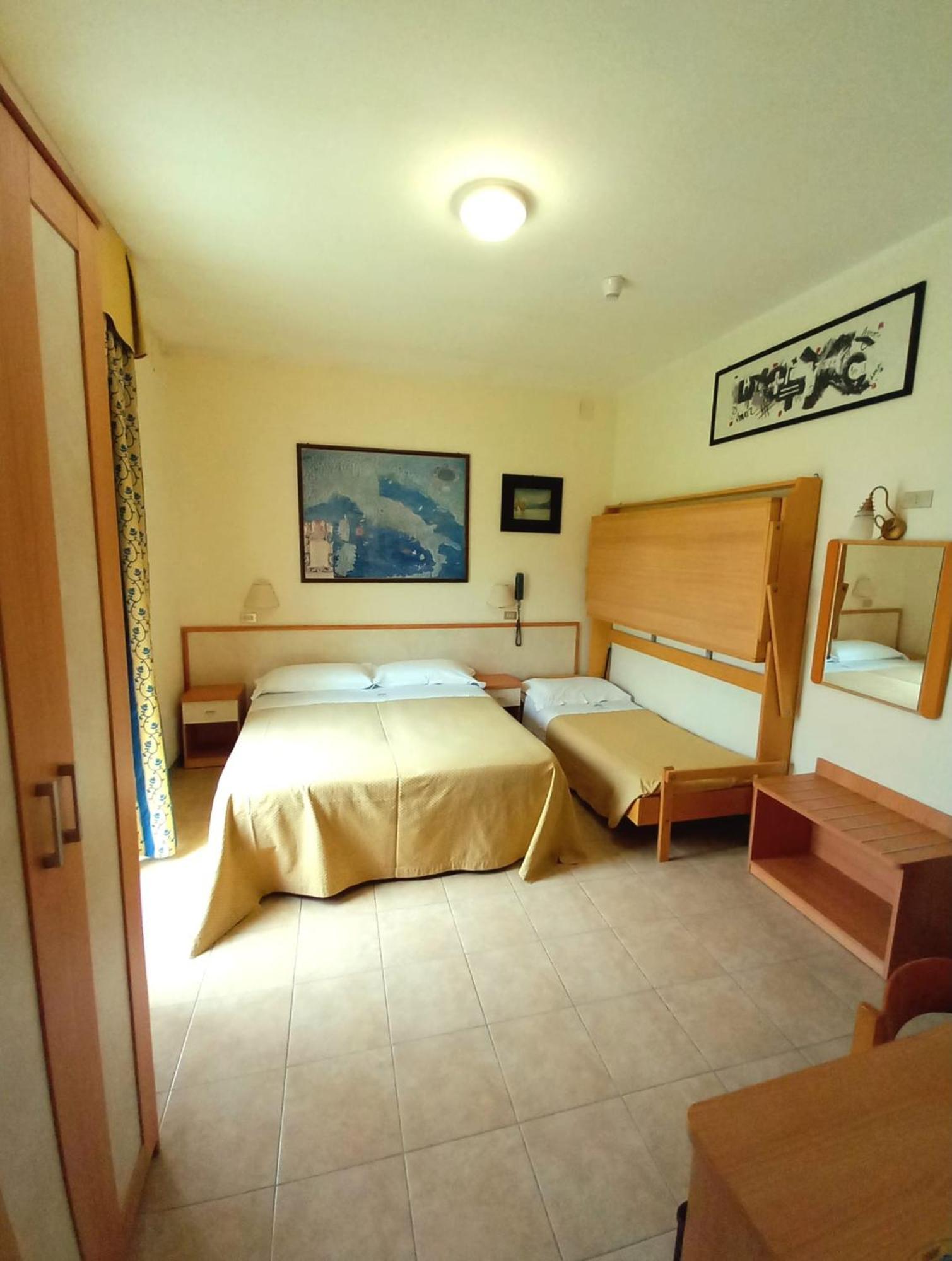 Hotel Ariella Μιλάνο Μαριτίμα Δωμάτιο φωτογραφία