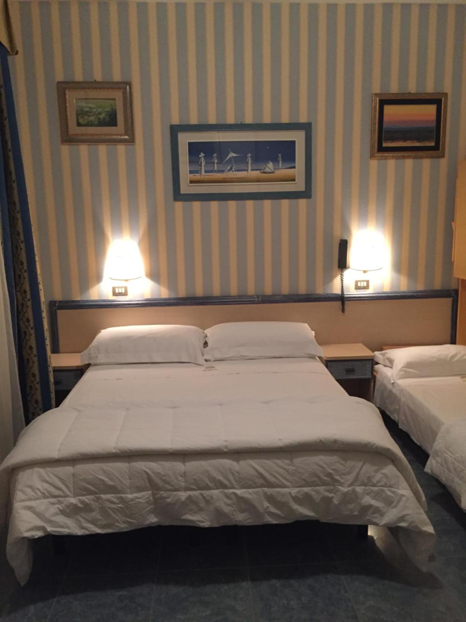 Hotel Ariella Μιλάνο Μαριτίμα Εξωτερικό φωτογραφία
