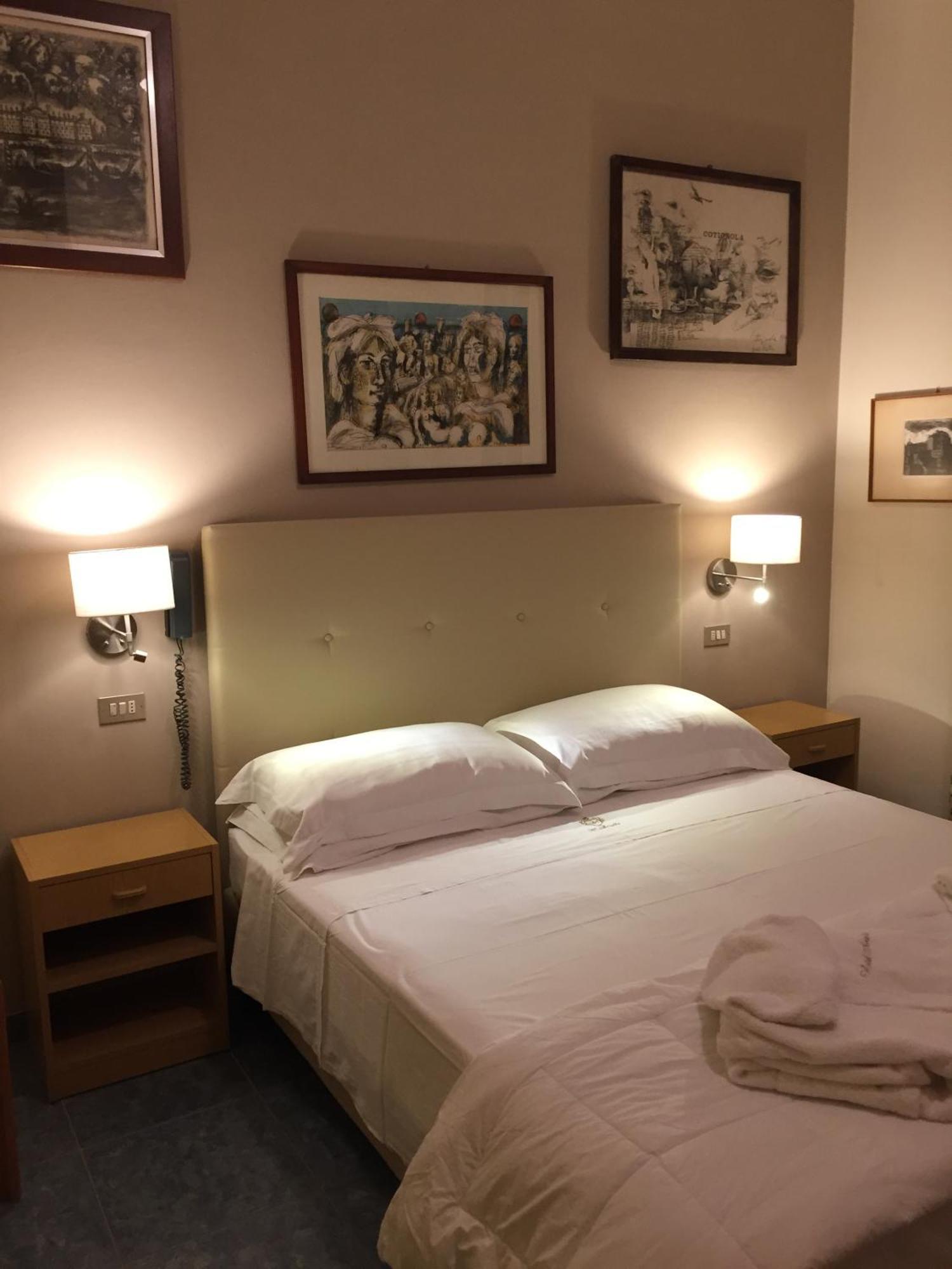 Hotel Ariella Μιλάνο Μαριτίμα Εξωτερικό φωτογραφία