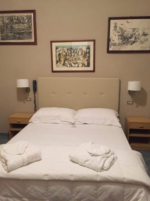 Hotel Ariella Μιλάνο Μαριτίμα Εξωτερικό φωτογραφία