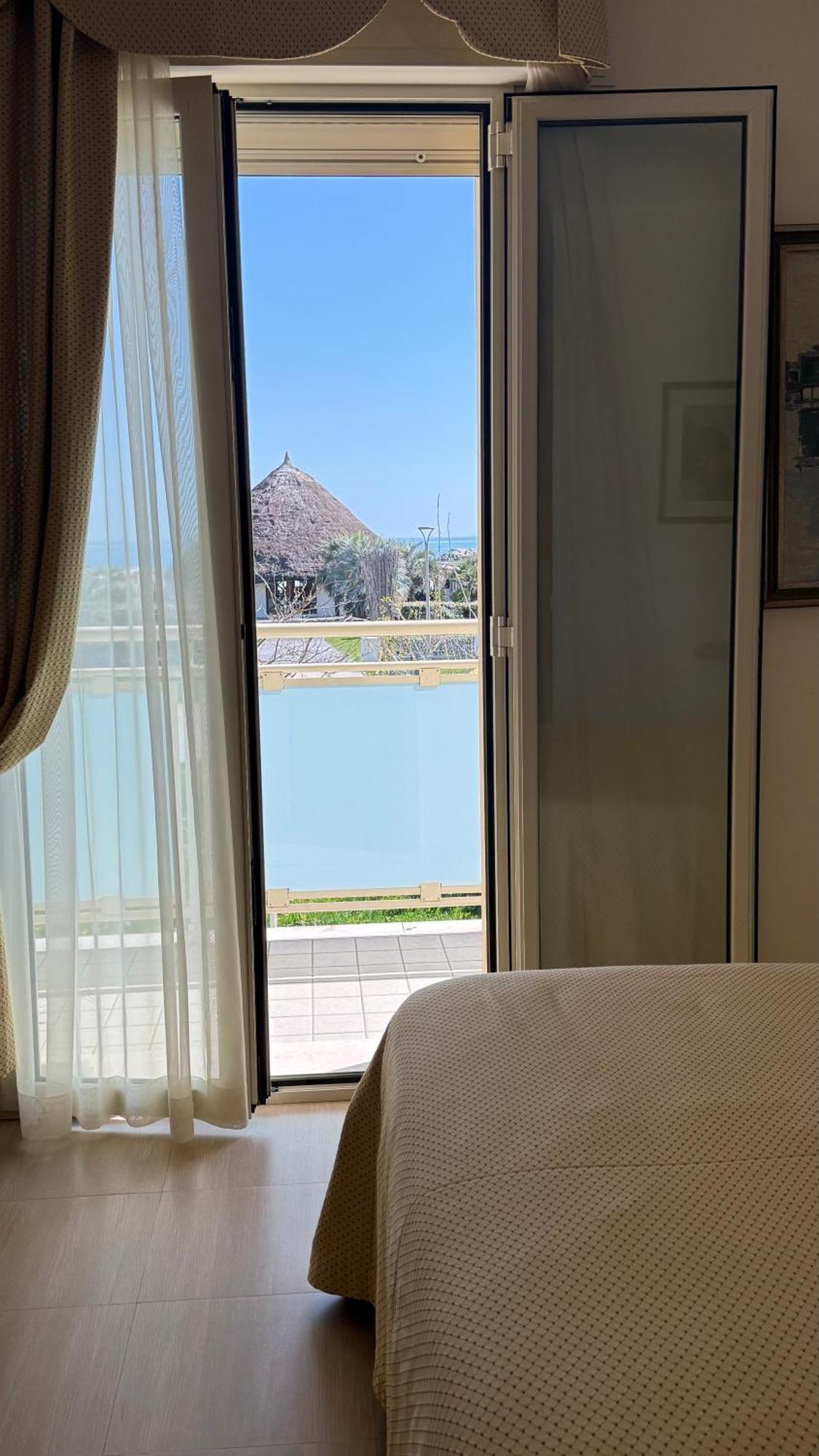Hotel Ariella Μιλάνο Μαριτίμα Εξωτερικό φωτογραφία